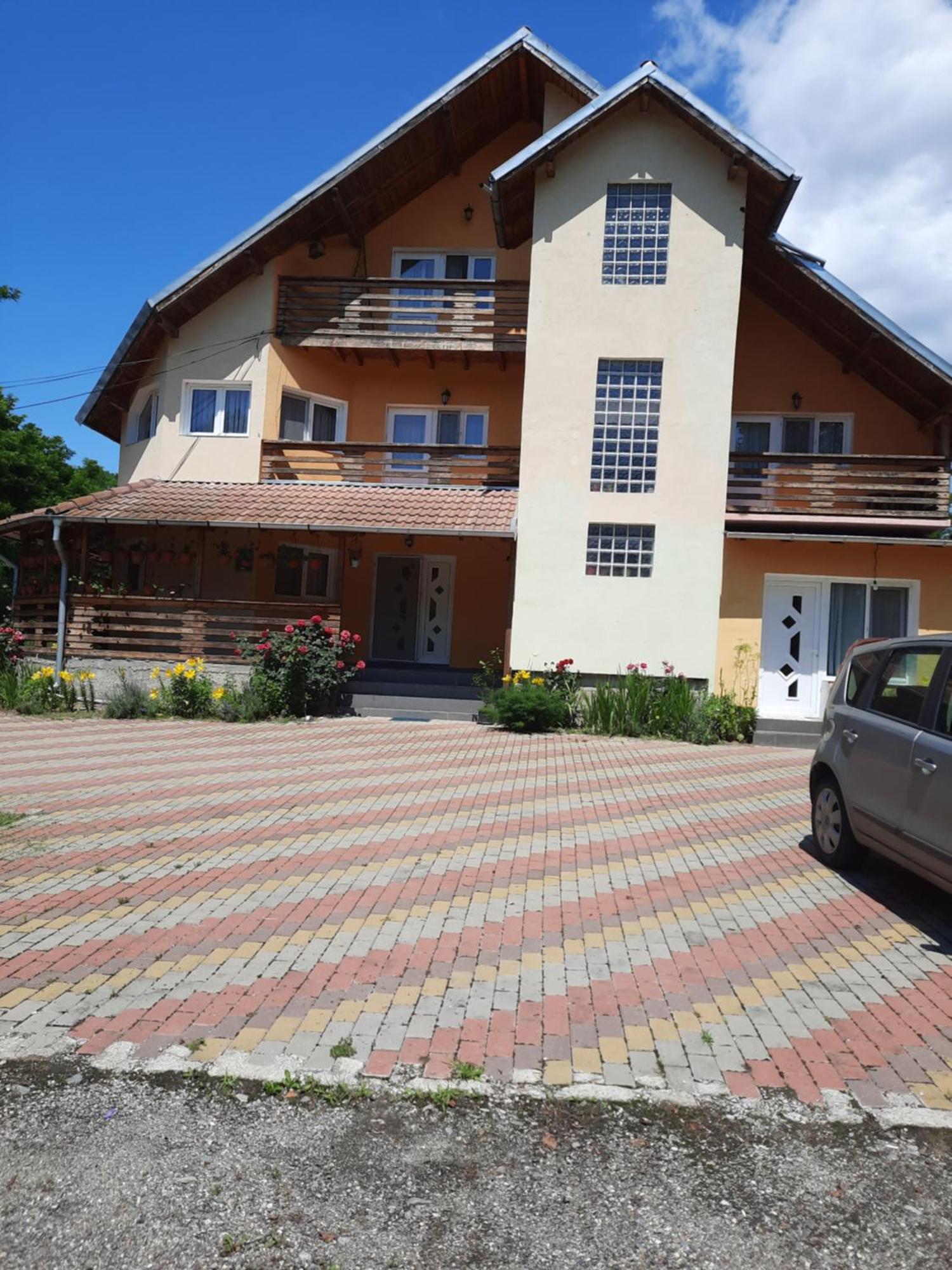 Pensiunea Valea Badilii Valea Iasului Camera foto